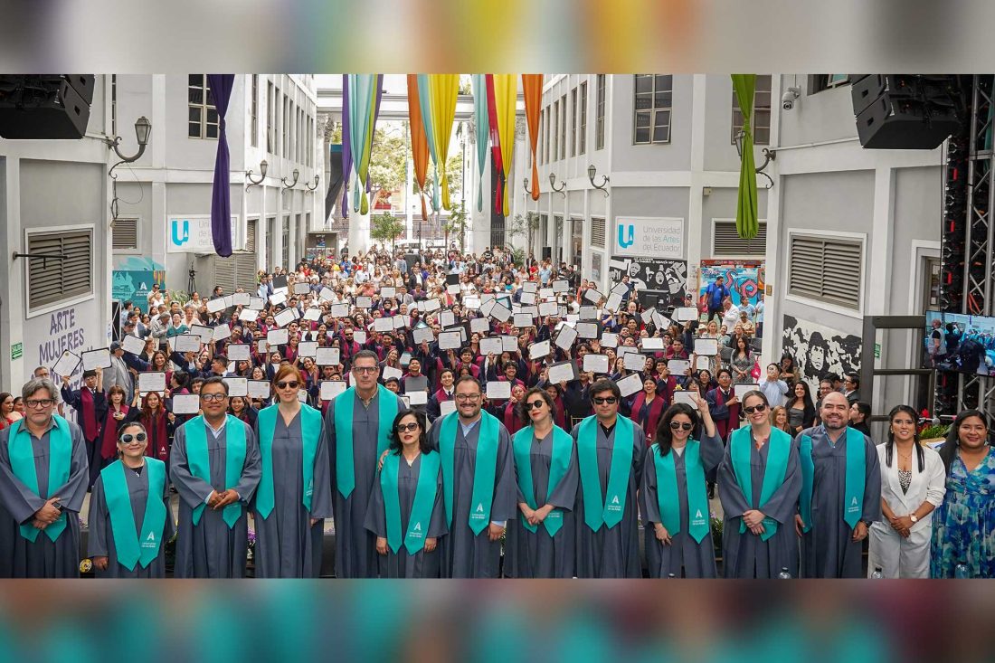 01-GRADUACION-2025-LICENCIATURAS-WEB