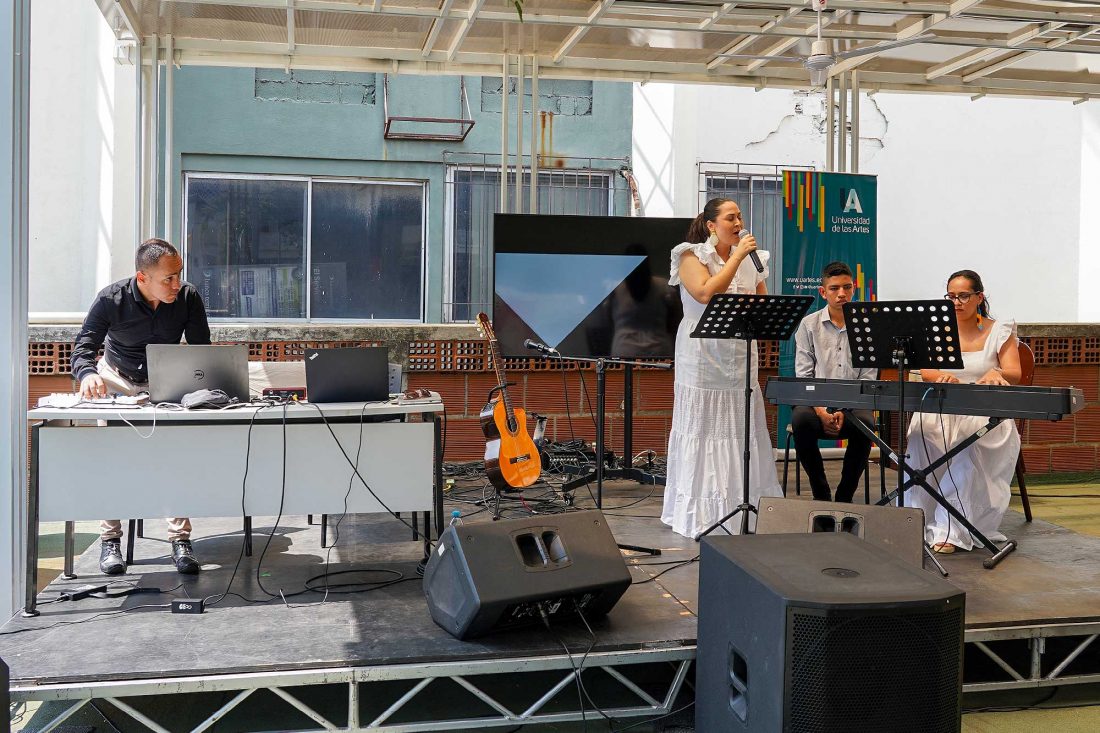 09-MINGA-MULTIMEDIA-2024