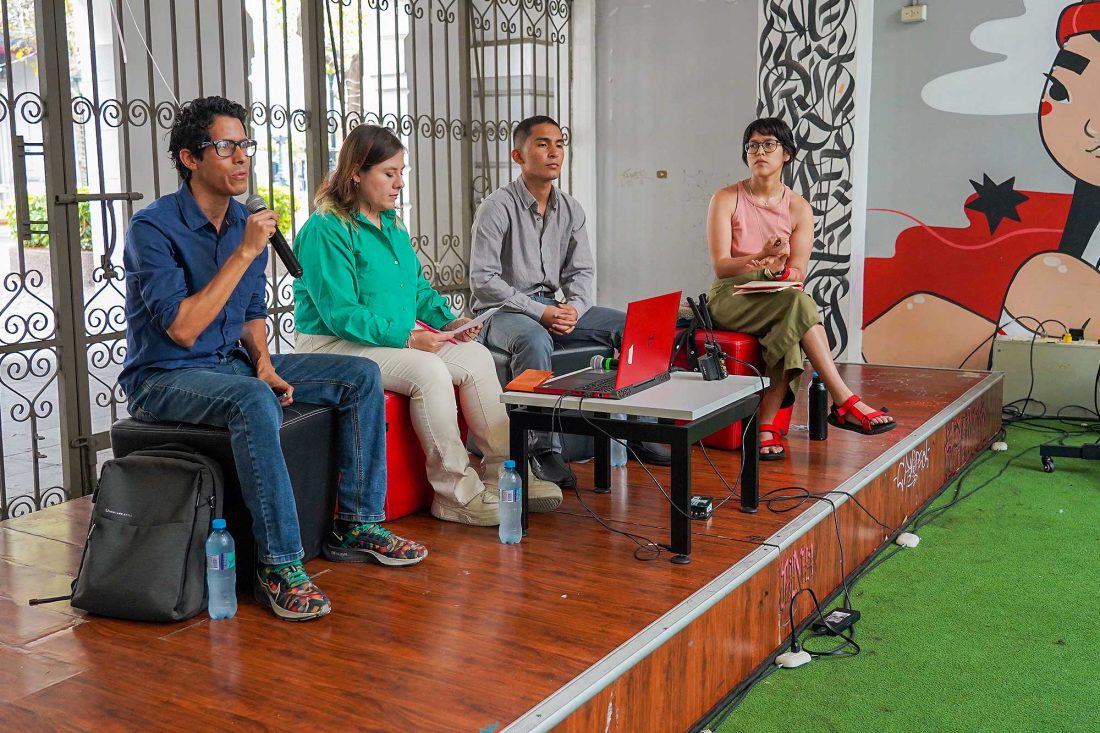 30-EL-DEBATE-DE-LOS-LIBROS-EN-LA-VIDA-PÚBLICA