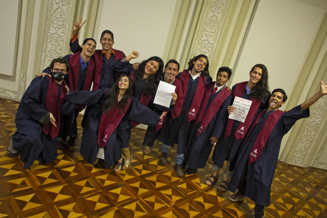 ESCUELA DE ARTES ESCENICAS