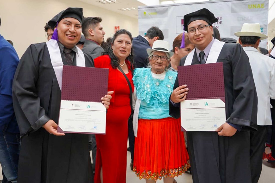 HERMANOS GUAMAN UNAE