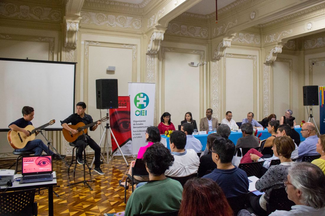 MESA-ENCUENTRO-IBEROAMERICANO-2