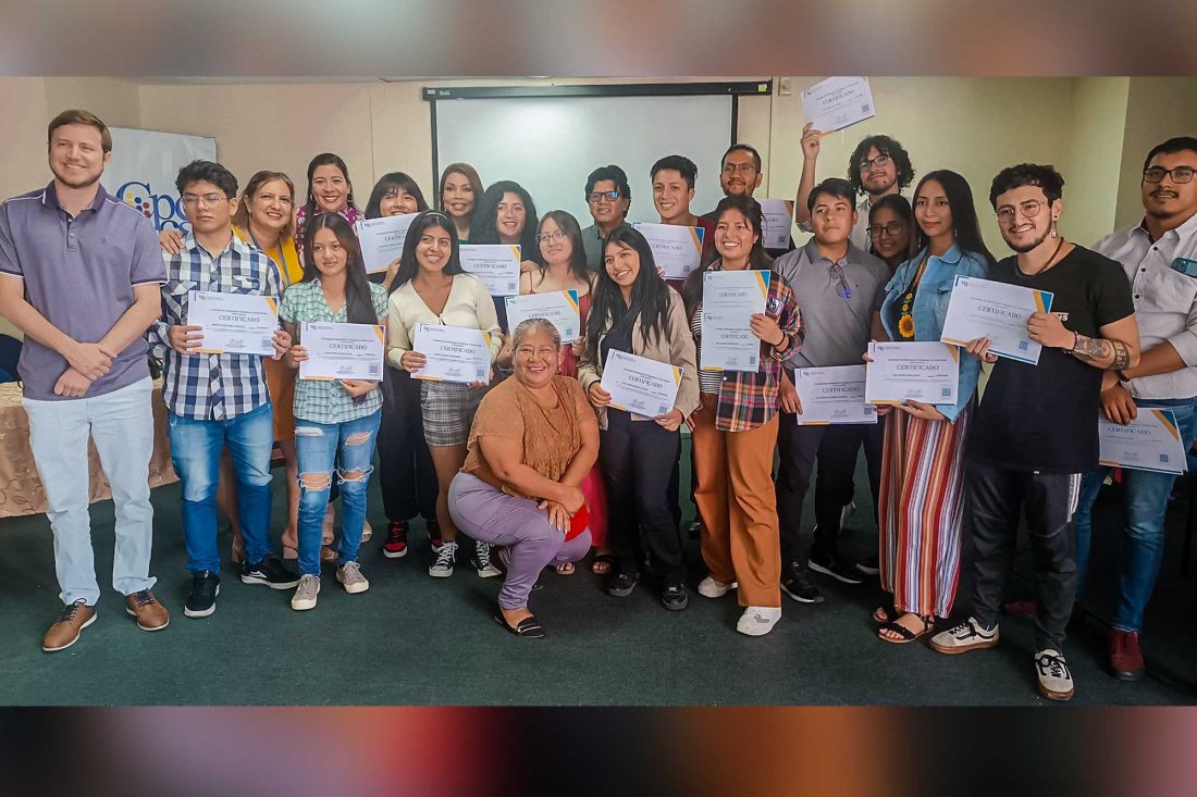 Productos-artísticos-en-el-CPCCS-OK