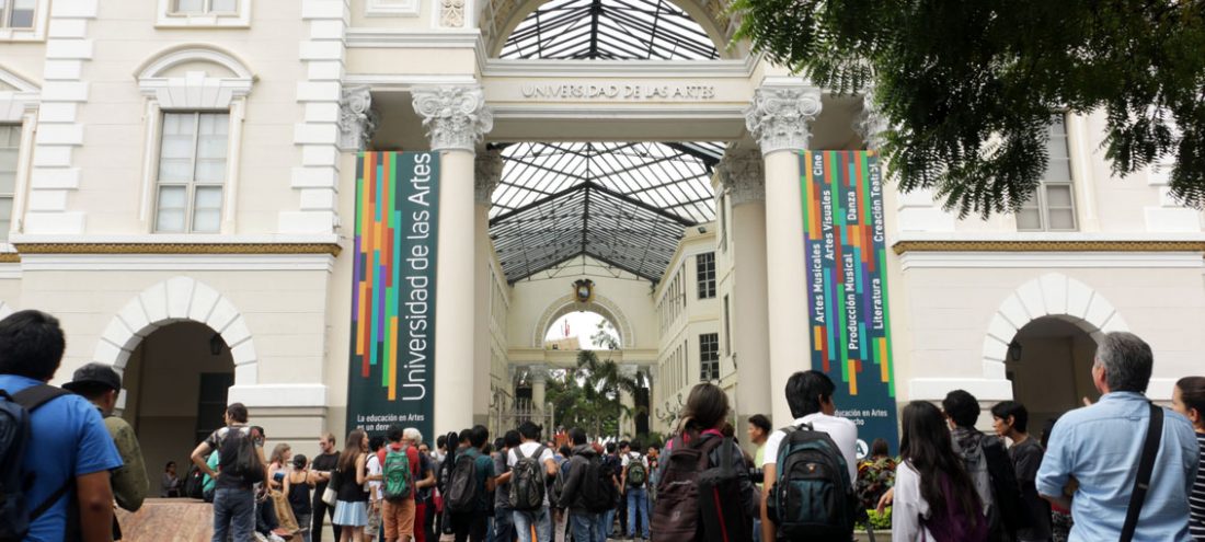 Universidad-de-las-Artes-se-declara-libre-de-violencia-de-genero